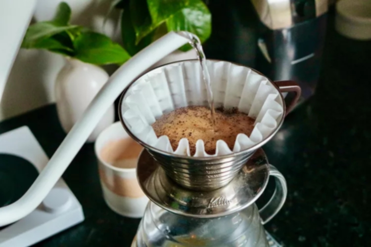 Unveiling The Art And Science Of Pour-Over Coffee Extraction